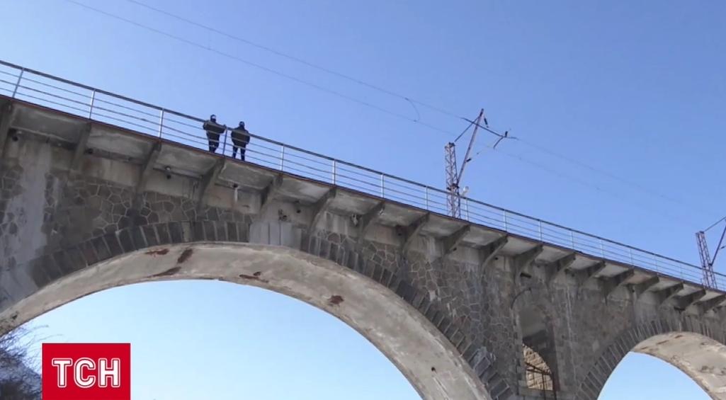 Підліток натякав своїй дівчині, що може накласти на себе руки / скріншот Підліток натякав своїй дівчині, що може накласти на себе руки / скріншот
