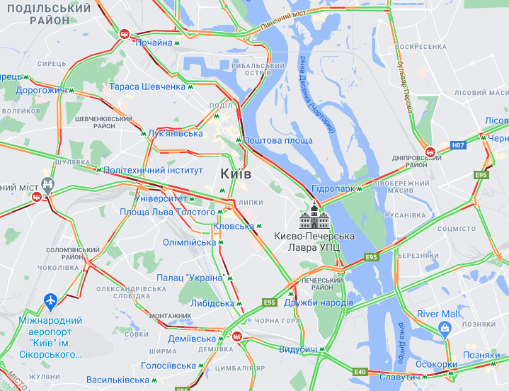 Затори на мостах Києва / google.com/maps Затори на мостах Києва / google.com/maps