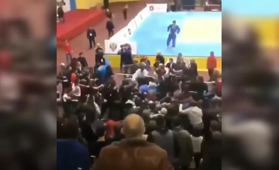 У Дагестані змагання з дзюдо / скріншот з відео У Дагестані змагання з дзюдо / скріншот з відео