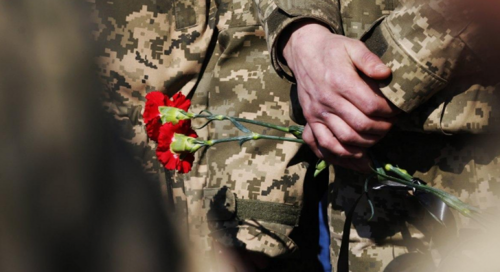 Donbas war - Two Ukrainian soldiers killed, one injured in booby-trap blast — UNIAN - Vimarsana News