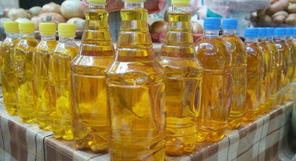 Украинцам рассказали, куда продают наше подсолнечное масло, пока в магазинах растут цены - Vimarsana News