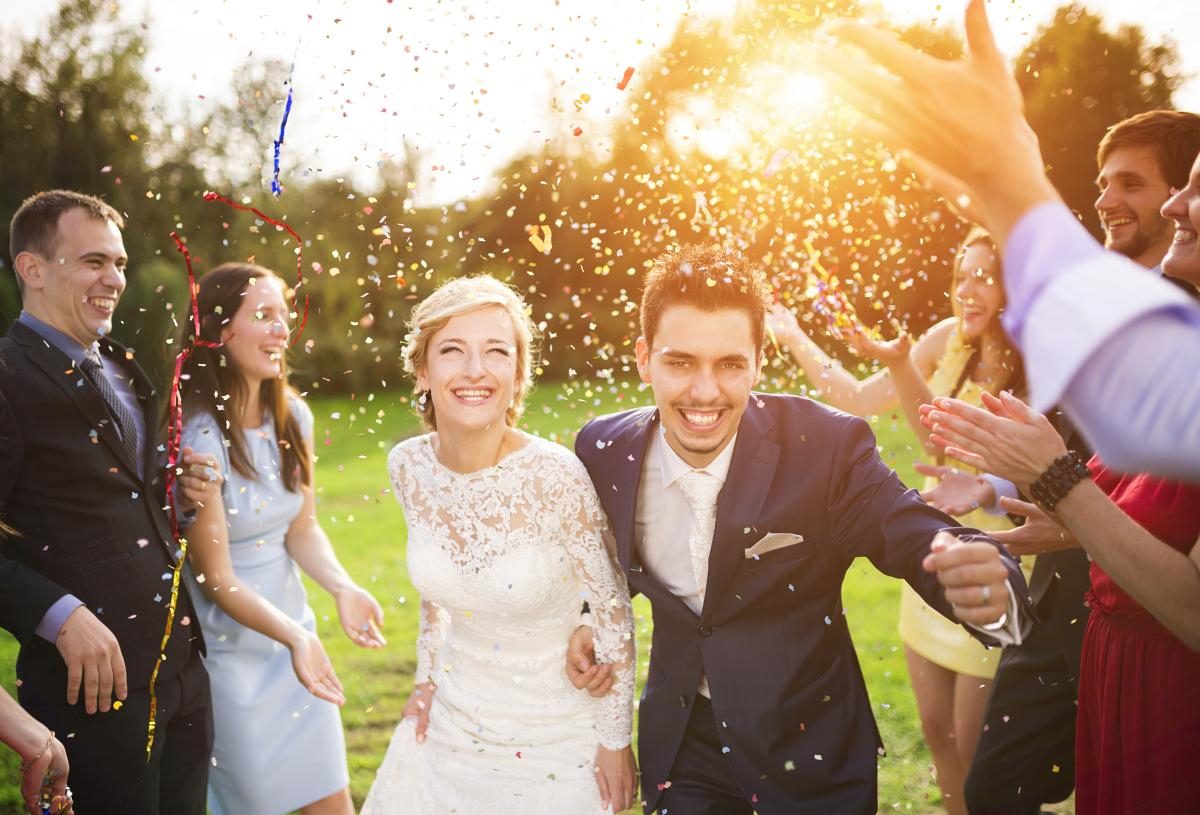 100 смешных поздравлений молодоженам с днем свадьбы