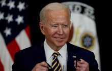 Байден остановил строительство "стены Трампа"
