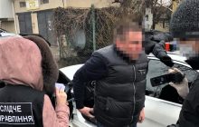"Замінував" десятки судів України: в Одесі затримали серійного псевдомінера (відео)
