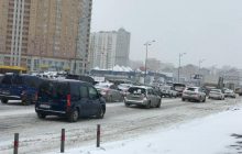 Киев остановился в пробках: какие улицы лучше объехать (карта)