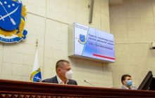 Мэр Днепра за 9 минут уволил 650 своих работников (видео)