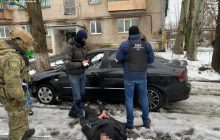 Залякували та тероризували людей: у Дніпрі затримали банду вимагачів (фото, відео)