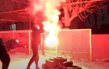 "Привіт всім шкуродерам": під Одесою невідомі влаштували розправу біля будинку підозрюваного у вбивстві хаскі