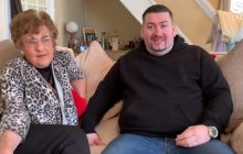 "Він вже майже два роки неодружений": 82-річна британка зареєструвала самотнього онука в Tinder