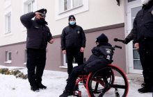 Остання мрія: у Чернівцях хлопчика зі смертельною хворобою прийняли до лав патрульної поліції (фото, відео)