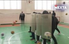 "Діти поза політикою?": російські силовики почали навчати школярів "зачистці" мітингів (відео)