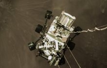 Марсоход NASA прислал на Землю новые цветные фото планеты