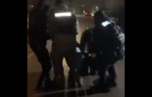 У Житомирі поліцейські жорстко затримали учасника акції на підтримку Стерненка (відео)