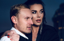Сексуальная Анна Седокова в "голом" боди устроила пожар в Instagram