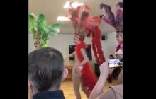 Россиянки попали в скандал, исполнив откровенный танец в администрации (видео)