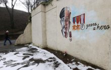 У Британії попрощалися з ветераном Томом Муром, який зібрав рекордну суму для лікарів (відео)