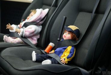 В Одессе пенсионерка во время тест-драйва авто сбила мужчину и четырехлетнего ребенка