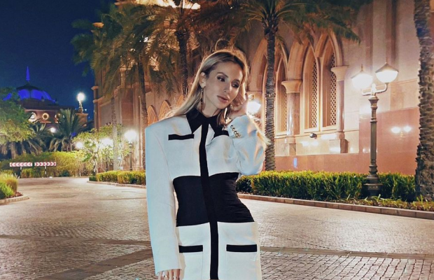 "Опять беременна": Светлана Лобода заинтриговала фанов новым фото