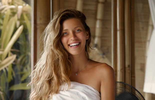 Регіна Тодоренко налякала фанів своїм виглядом у купальнику