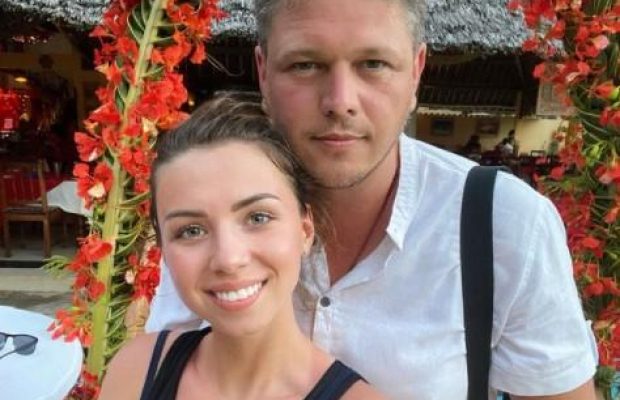 Застрявшие в Занзибаре "Настя из Уханя" и другие туристы вернулись в Украину