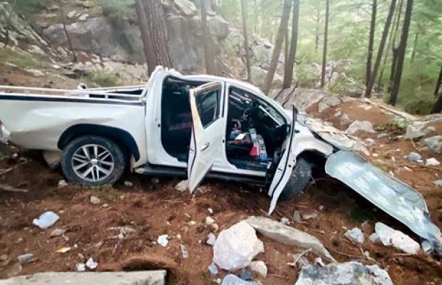 У Туреччині пікап з туристами впав у прірву: дві українки - у важкому стані (фото)