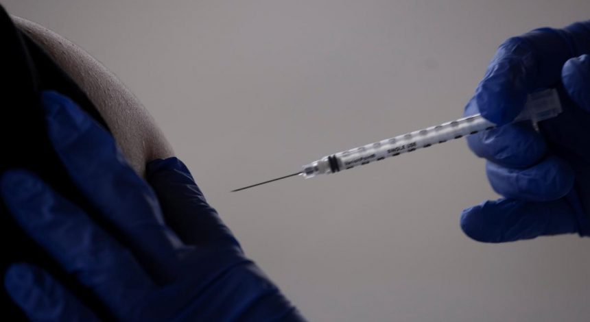 First AstraZeneca jab administered in Ukraine (Photo)
