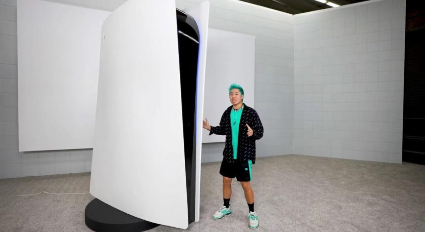 Ентузіаст зібрав триметрову робочу копію PlayStation 5 за $70 тисяч (відео)