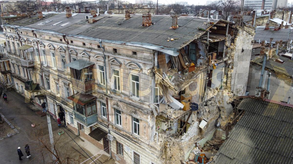 В центре Одессі - новое обрушение / фото: Думская В центре Одессі - новое обрушение / фото: Думская