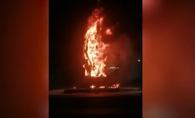 У Росії згорів "вогнетривкий" пам'ятник / скріншот У Росії згорів "вогнетривкий" пам'ятник / скріншот