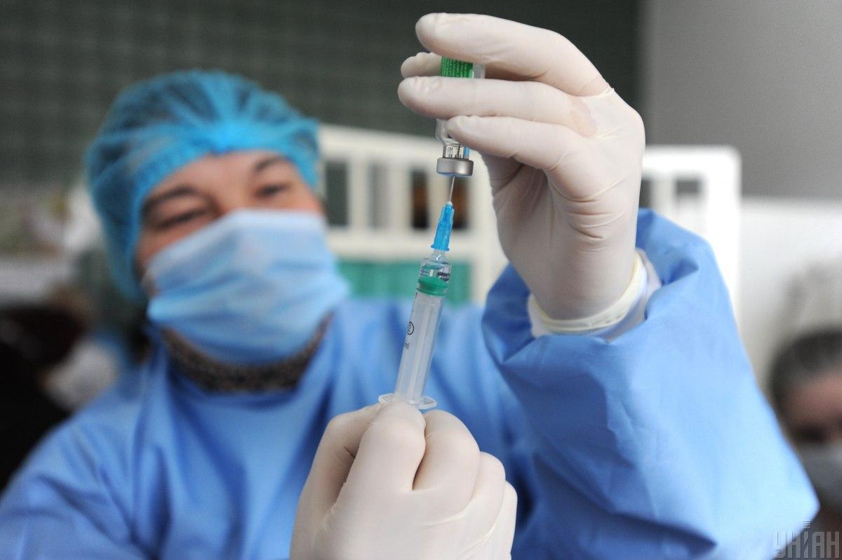 57% украинцев не планируют делать прививки от COVID-19 / фото УНИАН
