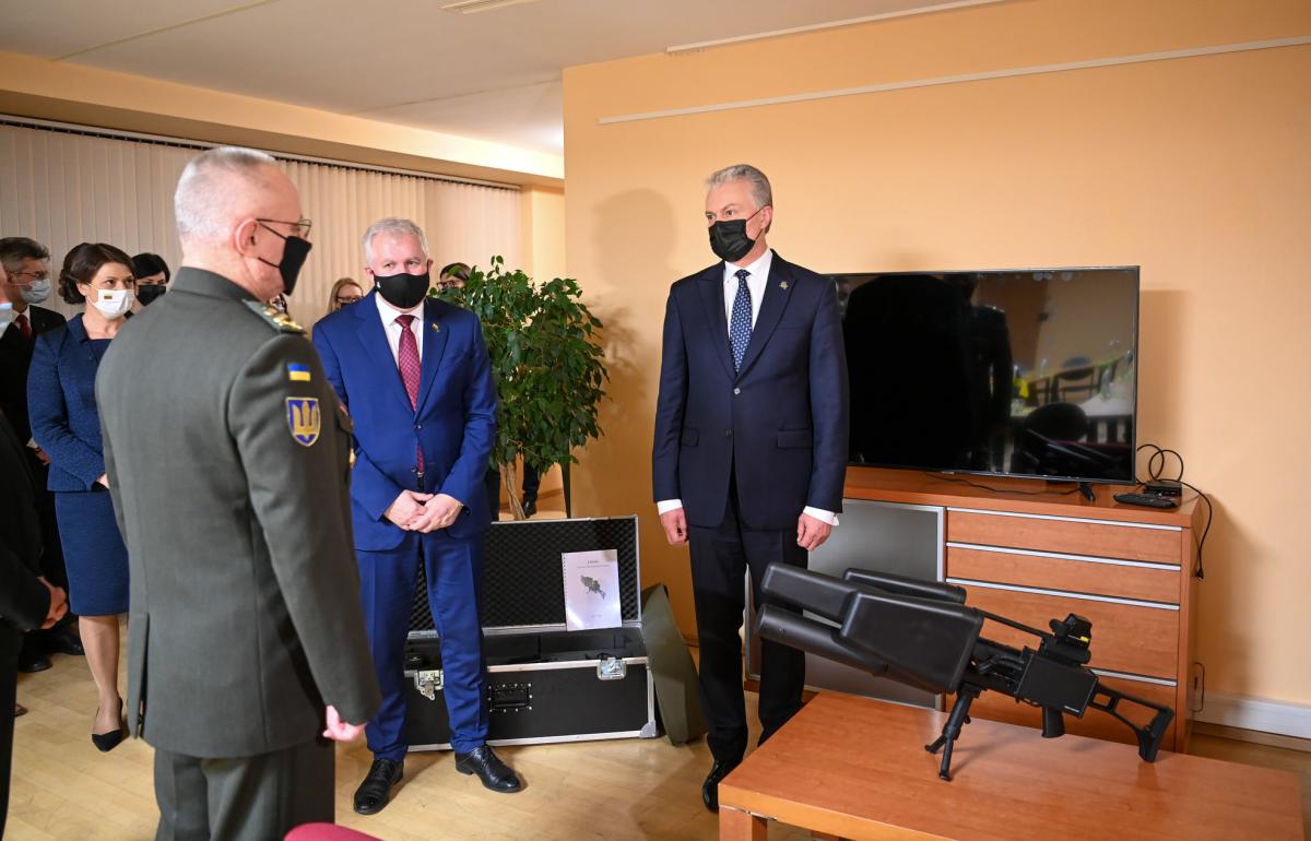 «Ловець дронів» обіцяють передати одній з бригад українських військових / фото facebook.com/nausedagitanas «Ловець дронів» обіцяють передати одній з бригад українських військових / фото facebook.com/nausedagitanas