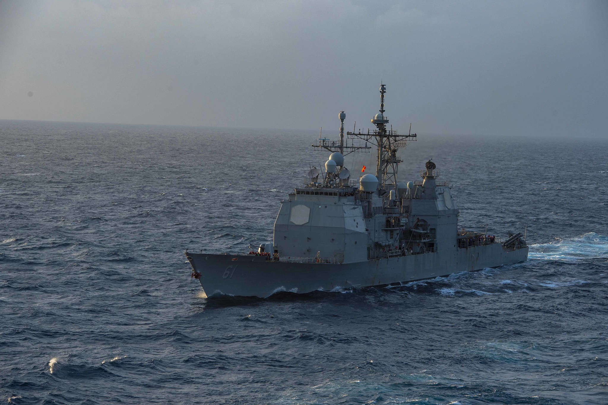 Американский черное море. USS Monterey (CG-61). Эсминец ВМС США. Корабли ВМС США В черном море.