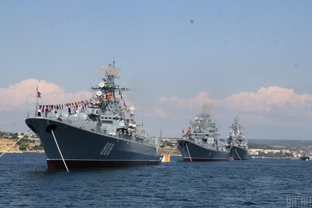 Флот РФ восстанавливает силы и запасы по базам в Крыму / фото УНИАН