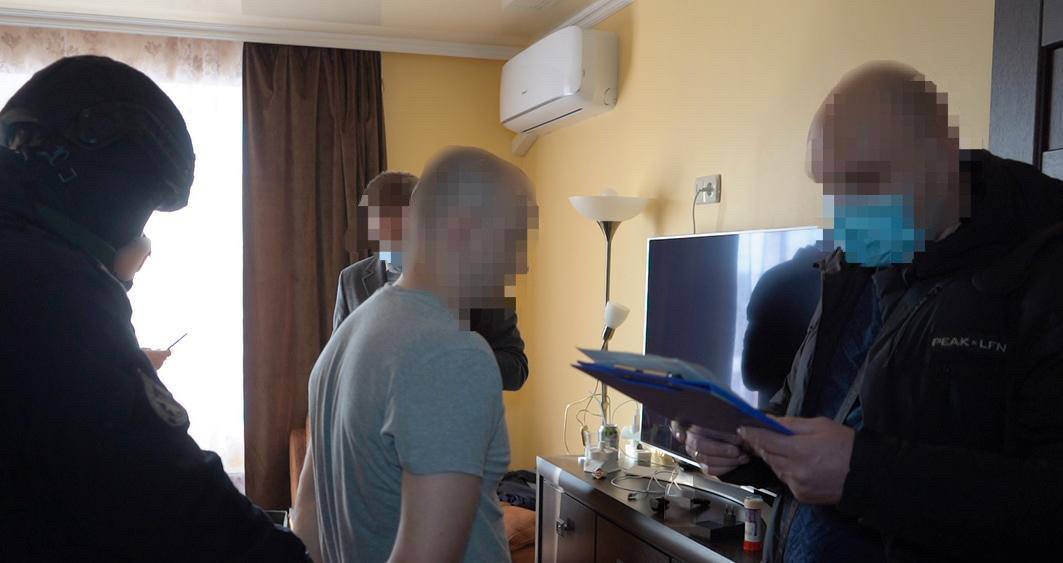 Хакер з Тернопільщини за допомогою фішингу обікрав банки 11 країн / фото gp.gov.ua Хакер з Тернопільщини за допомогою фішингу обікрав банки 11 країн / фото gp.gov.ua