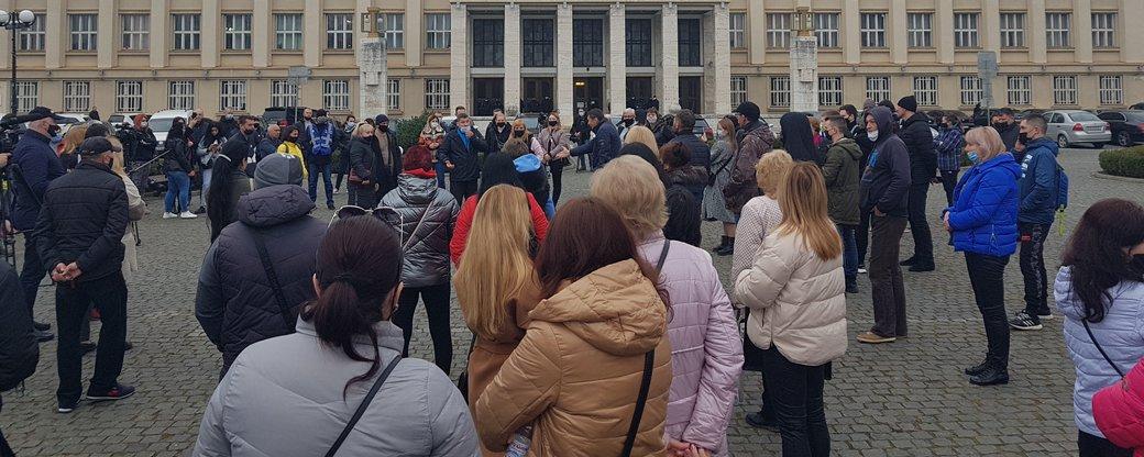 Митинг в Ужгороде / фото: Суспільне. Закарпаття Митинг в Ужгороде / фото: Суспільне. Закарпаття