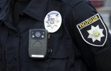 На Житомирщині під час сварки слідчий вдарив поліцейську (відео)