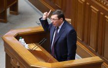 "Будет делать свое шоу": Луценко стал ведущим на канале Порошенко