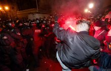 Украинцы рассказали, что нужно сделать с активистами, напавшими на Офис президента - опрос