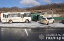 Без паспортів і грошей: у Харківській області чоловік тримав у рабстві сімох людей (фото)