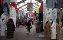 У Чернівцях попри «червону» зону відновив роботу Калинівський ринок (фото)