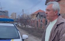 В пригороде Одессы активисты расписали краской дом мужчины, убившего соседского кота