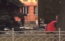 Жесткая драка школьников в Ривне попала на видео