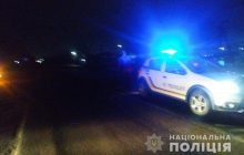 Под Одессой автомобиль переехал лежащую на дороге женщину