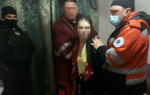 В Киеве мать морила голодом 6-летнюю девочку (фото, видео)