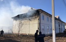 На Закарпатье загорелся комплекс, построенный для переселенцев за 109 миллионов гривень (фото, видео)