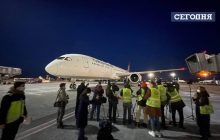 Batch of Chinese vaccine arrives in Ukraine