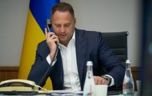 Представитель США обсудил с Ермаком процесс деолигархизации в Украине - эксперт