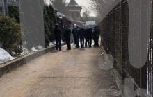 Россиянин забаррикадировался и открыл стрельбу по росгвардейцам (фото)