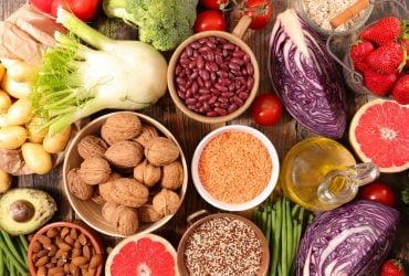 Что есть, чтобы жить дольше: врачи назвали 5 лучших продуктов для здорового старения