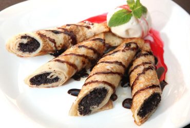 Млинці з маком: рецепт ніжних і ароматних солодощів